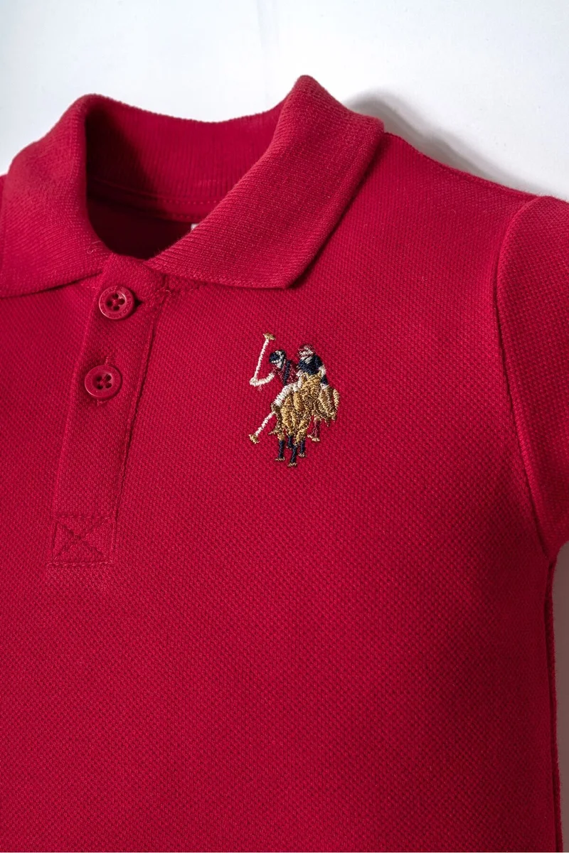 يو اس بولو اسن U.S. Polo Assn. Baby Boys Red Shorts Set